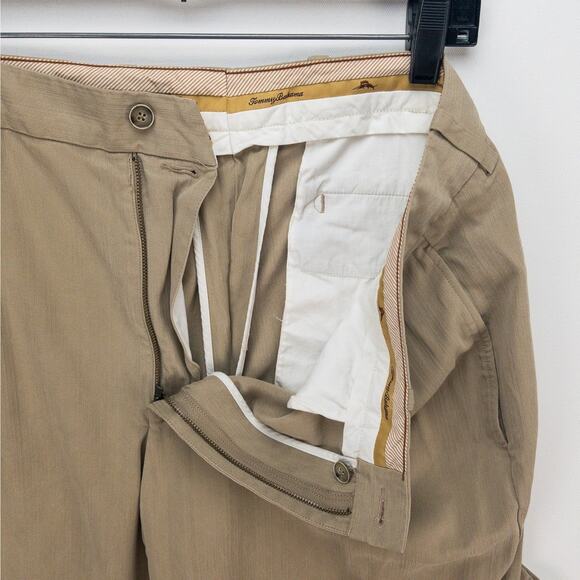 Banana Republic Pleated Silk Blend Pants Men’s 34 Tan Relaxed Fit Straight Leg - Picture 6 of 13